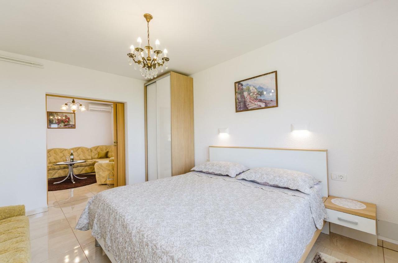 Apartment In Novi Vinodolski 15274 Povile Luaran gambar